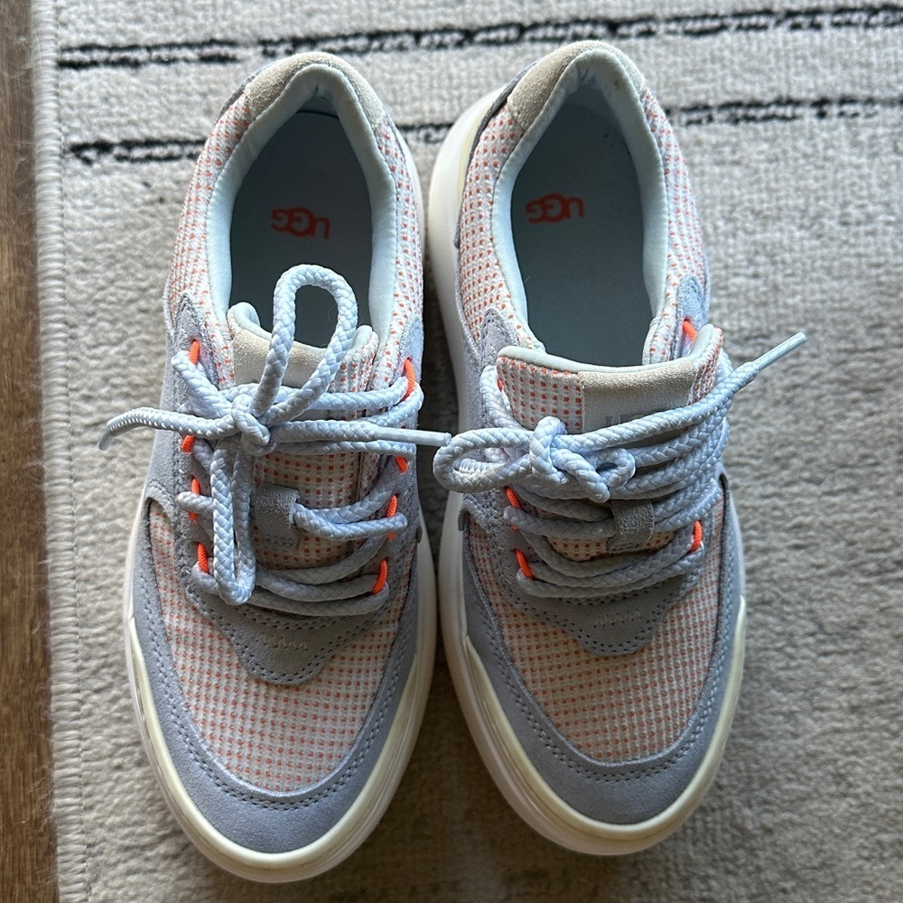 UGG Marin Mega Lace Platform Sneakers - Picture 9 of 13
